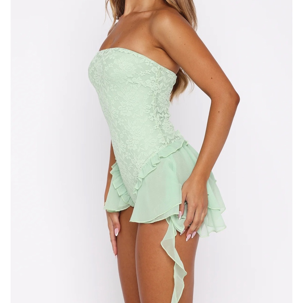 White Fox Boutique Light Green Strapless Lace Dress